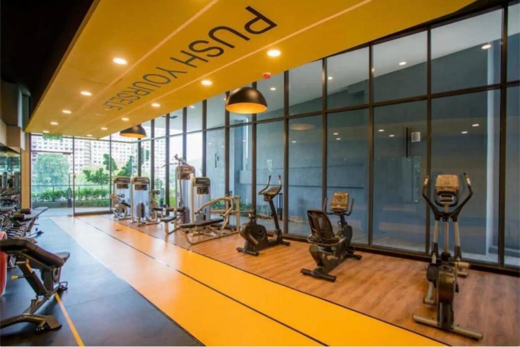 Neu Ampang, Lrt Jelatek, Gleneagles Hospital Apartment
