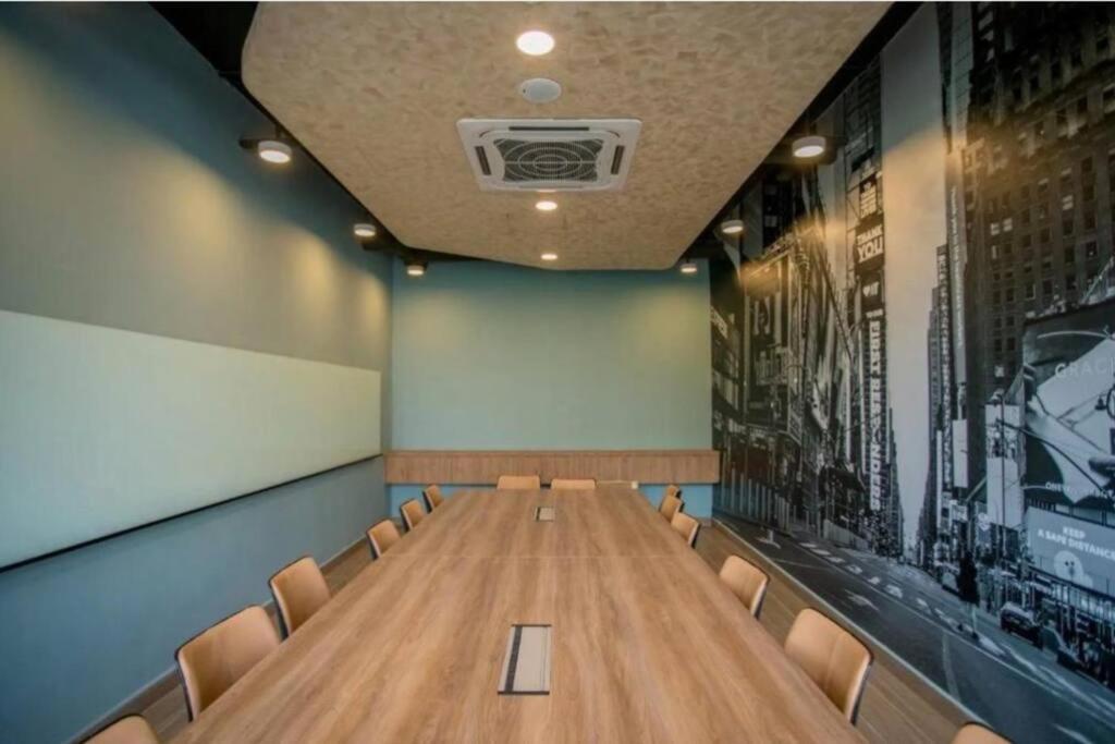Neu Ampang, Lrt Jelatek, Gleneagles Hospital Apartment *