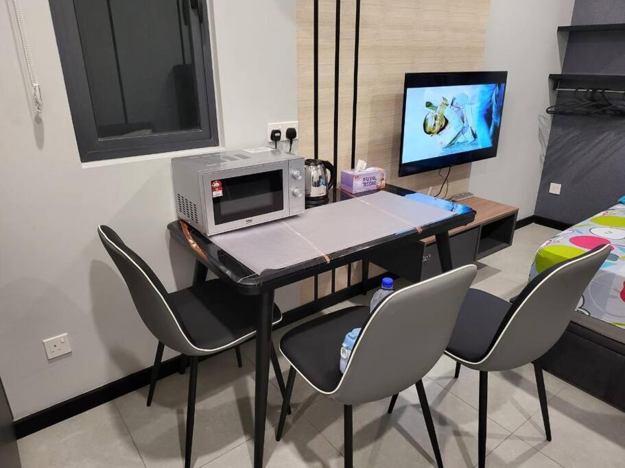 Pangsapuri Neu Ampang, Lrt Jelatek, Gleneagles Hospital *