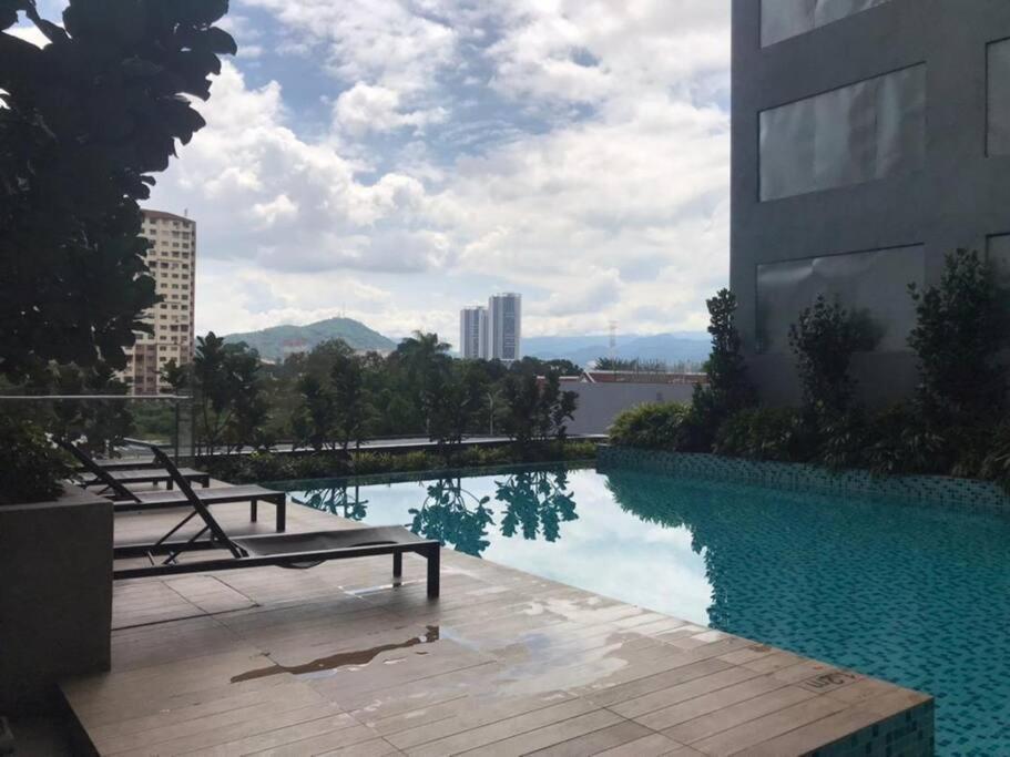 Neu Ampang, Lrt Jelatek, Gleneagles Hospital * Kuala Lumpur