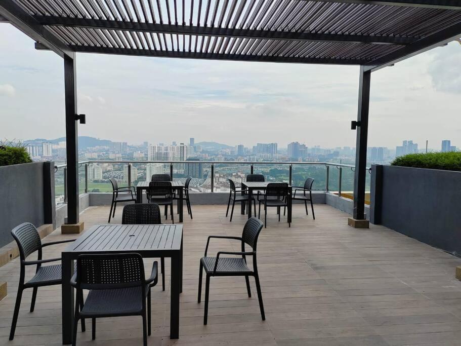 Neu Ampang, Lrt Jelatek, Gleneagles Hospital Kuala Lumpur