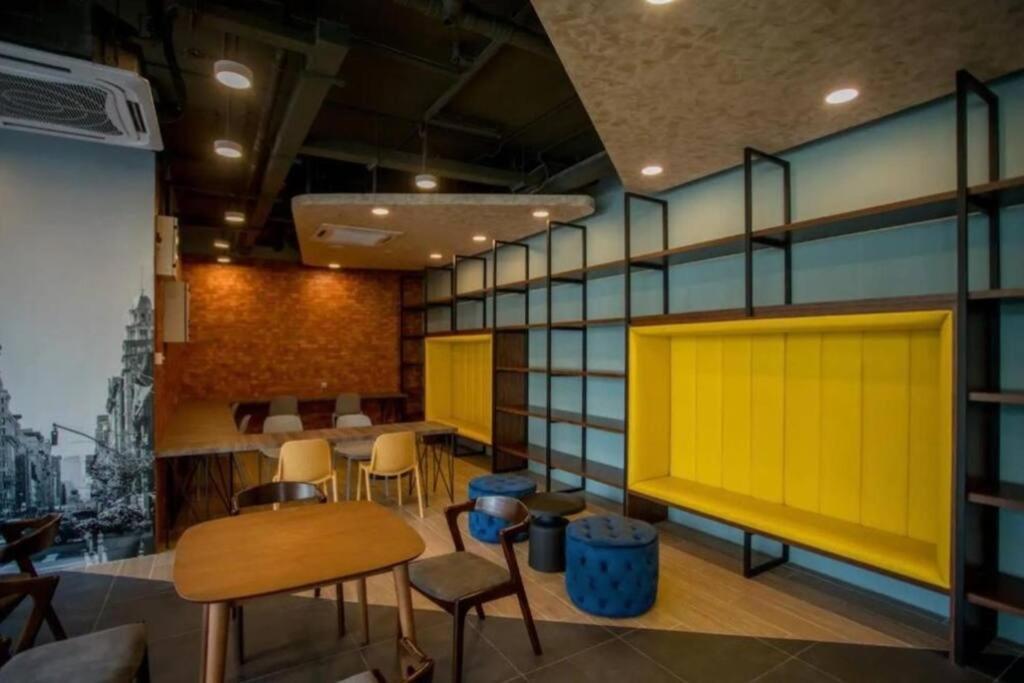 Neu Ampang, Lrt Jelatek, Gleneagles Hospital * Kuala Lumpur