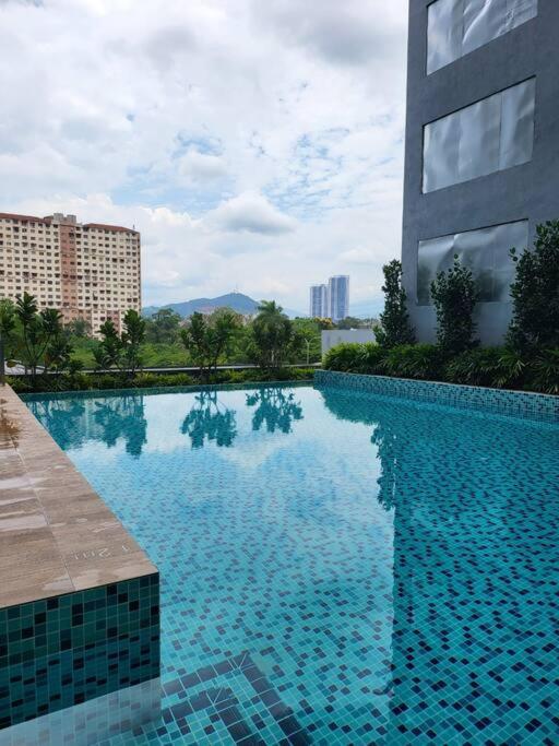 Pangsapuri Neu Ampang, Lrt Jelatek, Gleneagles Hospital Kuala Lumpur